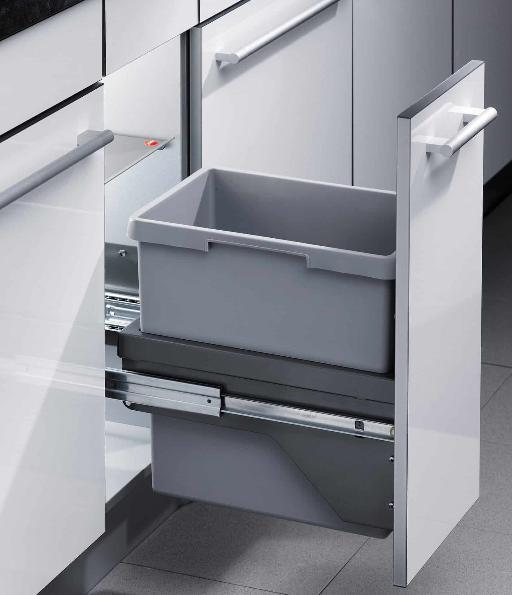 Centre de recyclage Euro-Cargo II 1 x 30 L