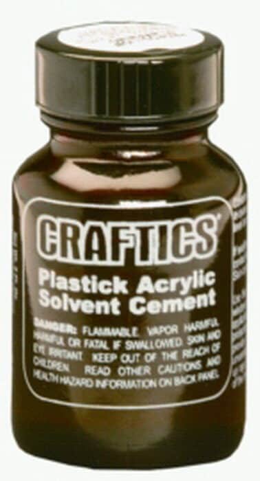 Colle acrylique à solvant organique